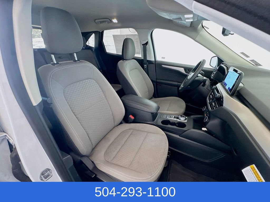 Certified 2022 Ford Escape SE w/ Convenience Package image 26