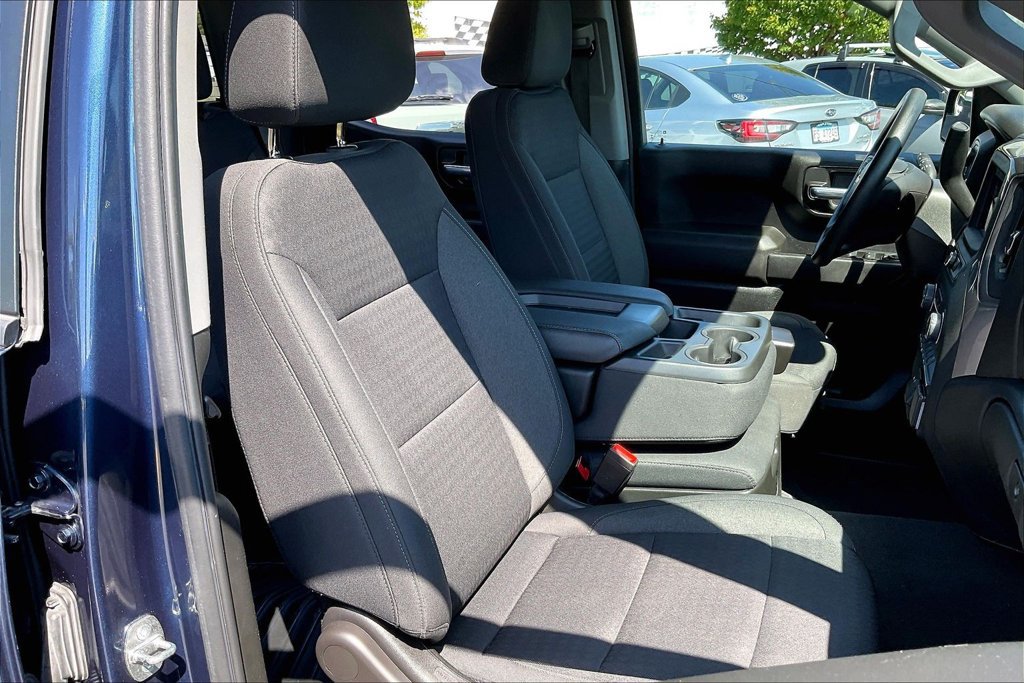 Used 2022 Chevrolet Silverado 1500 Custom AWD/4WD image 8