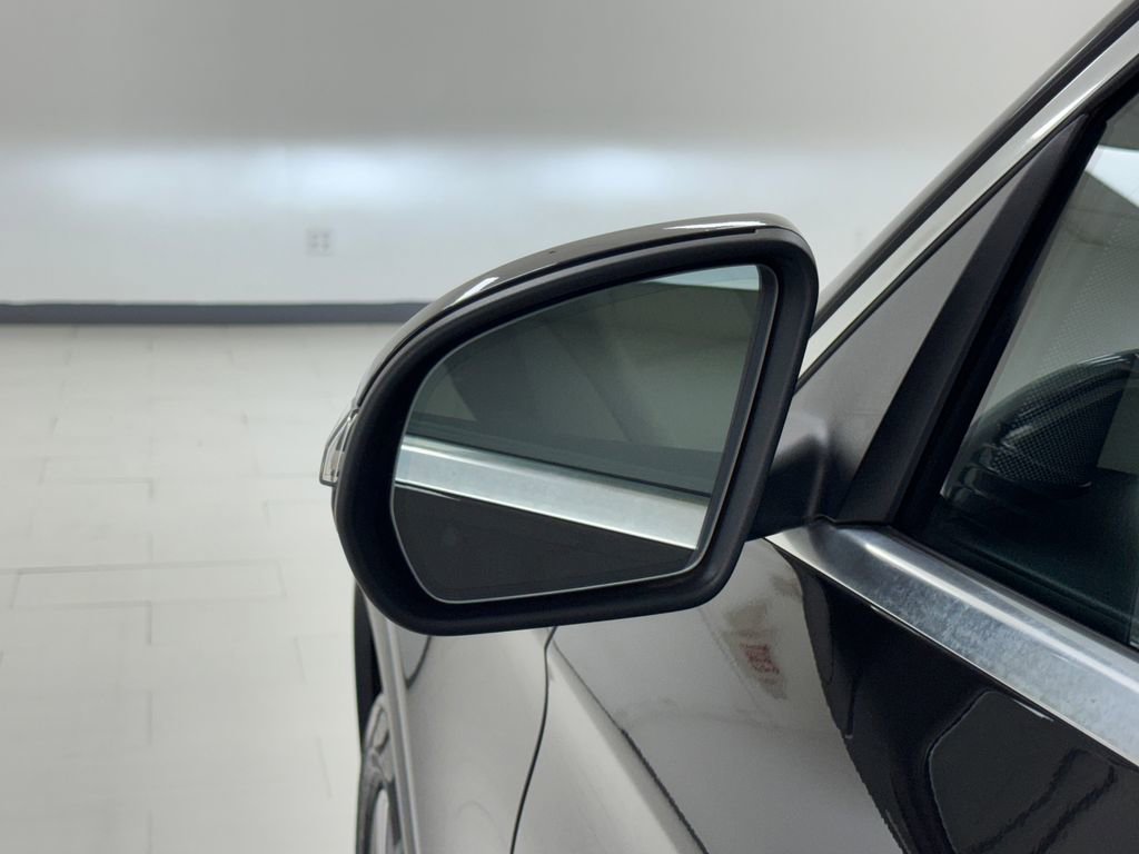 Used 2022 Mercedes-Benz GLC 300 4MATIC image 31