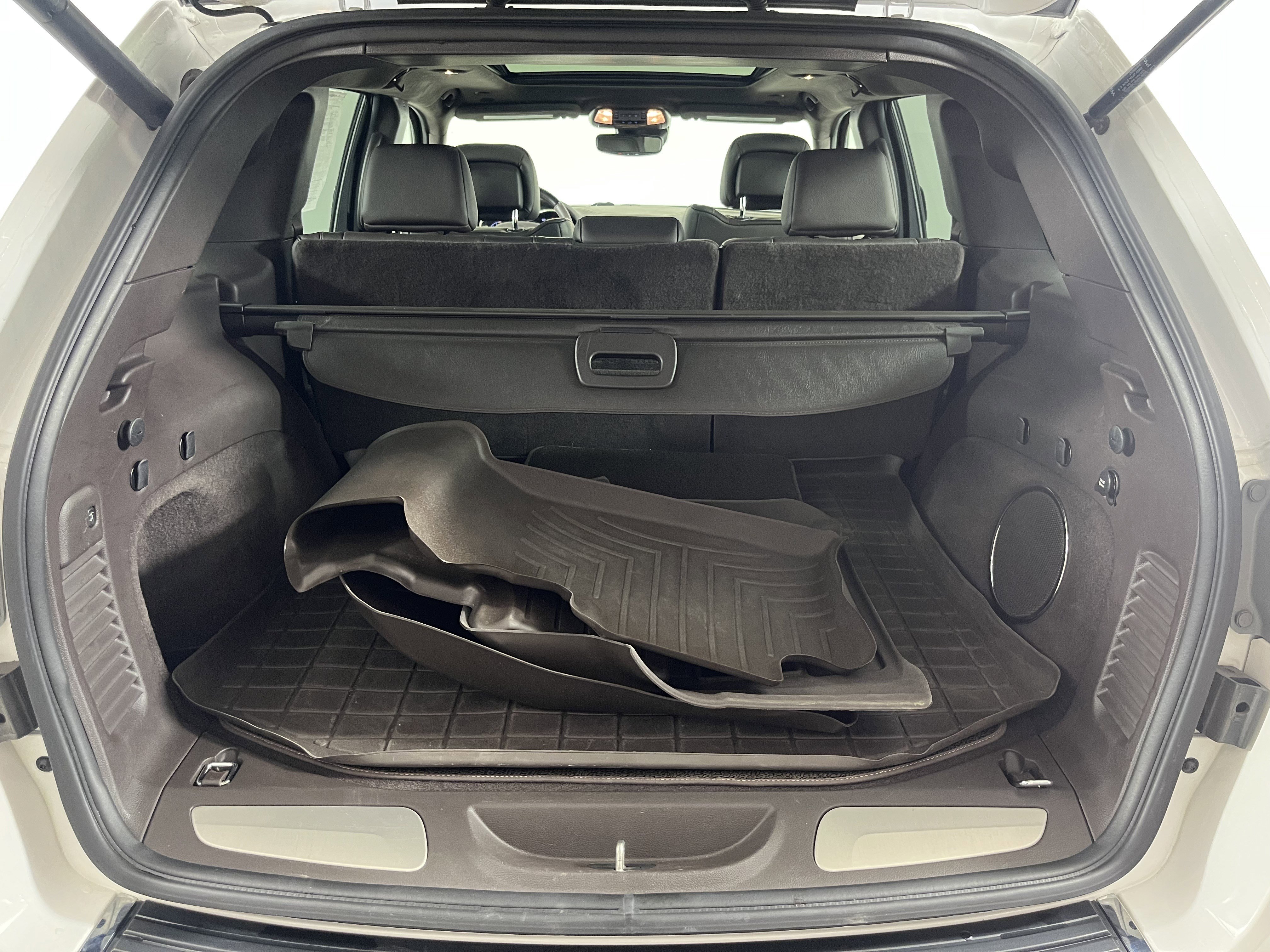 Used 2017 Jeep Grand Cherokee Summit image 27