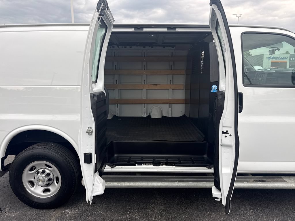 Used 2024 GMC Savana 2500 w/ Driver Convenience Package RWD image 35
