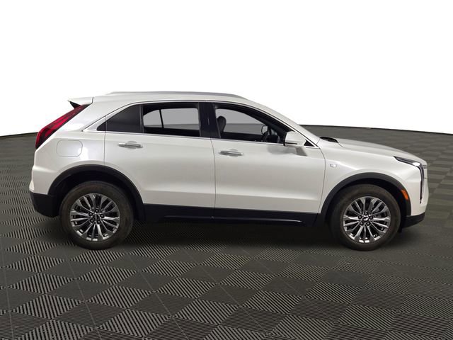 Used 2024 Cadillac XT4 Premium Luxury w/ Technology Package image 14