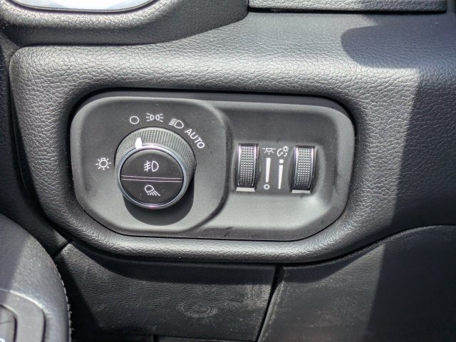 New 2026 RAM 2500 Laramie AWD/4WD image 29