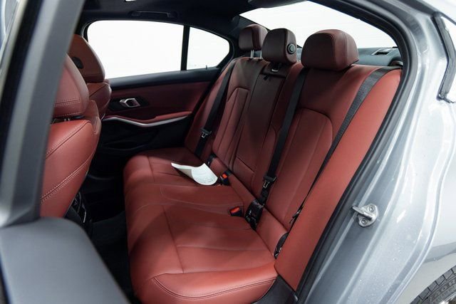 Certified 2025 BMW 330i xDrive Sedan w/ Premium Package image 23