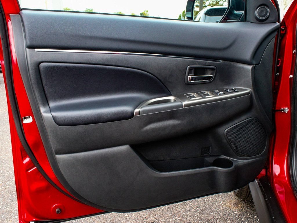 New 2025 Mitsubishi Outlander Sport SE AWD/4WD image 8