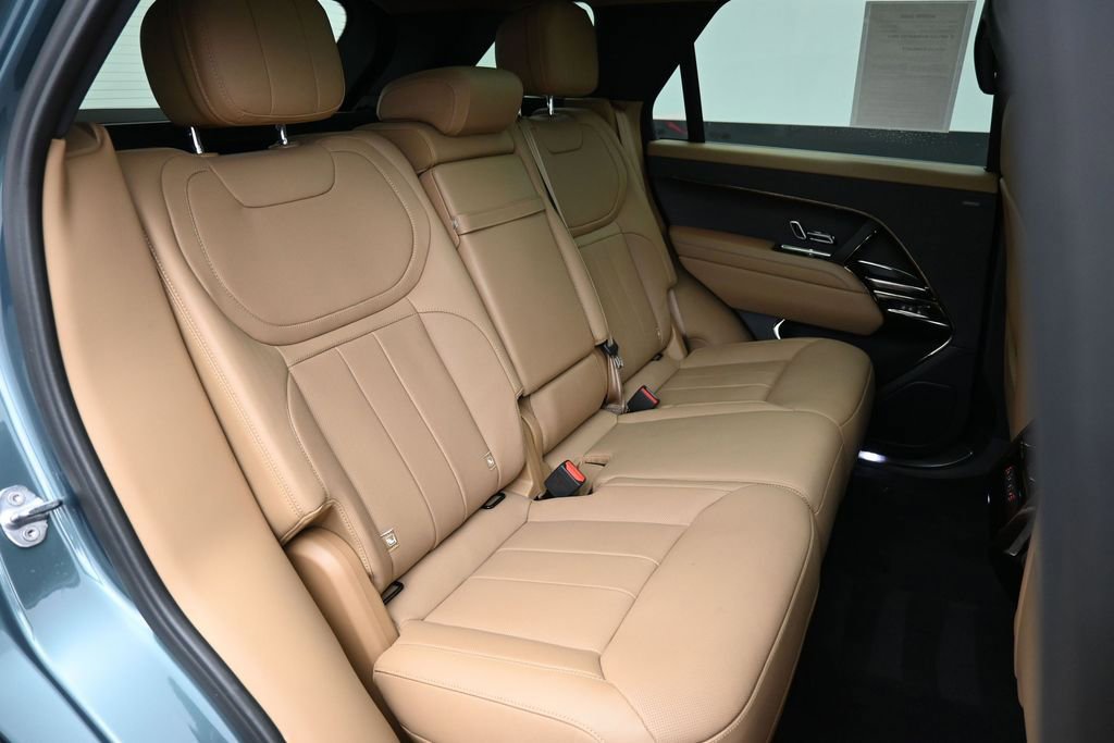 Used 2023 Land Rover Range Rover Sport SE AWD/4WD image 27