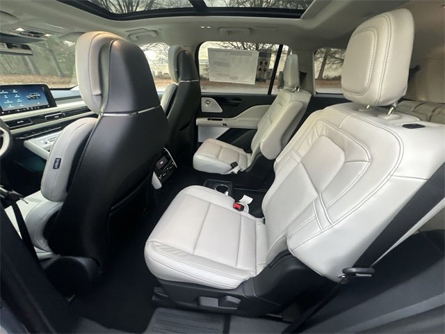 New 2026 Lincoln Aviator Reserve image 23