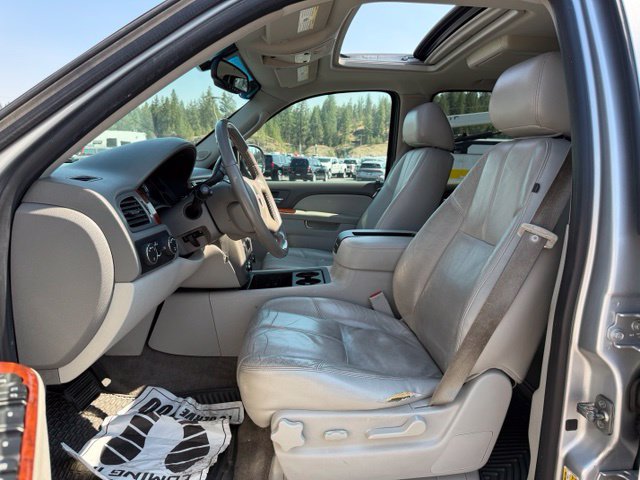 Used 2012 GMC Yukon 4WD Hybrid image 2