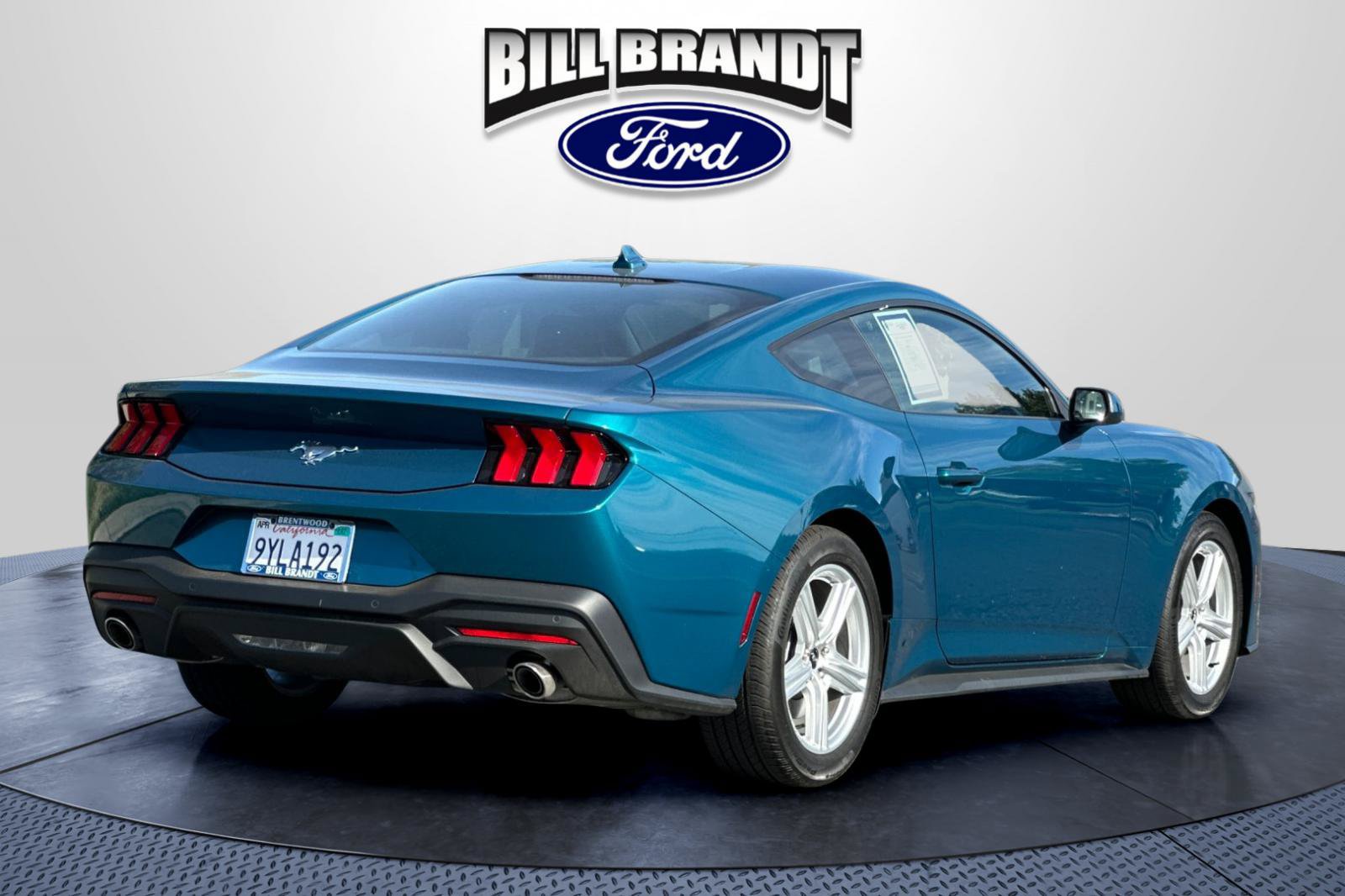 Used 2026 Ford Mustang Coupe RWD image 3
