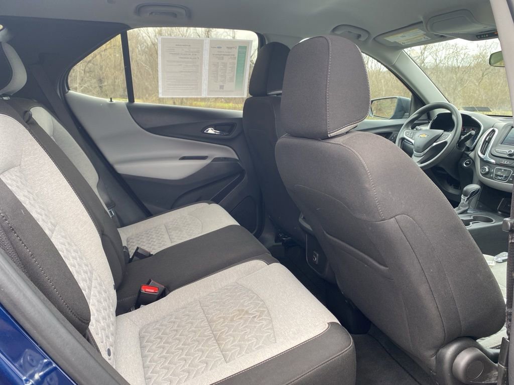 Used 2023 Chevrolet Equinox LS image 13