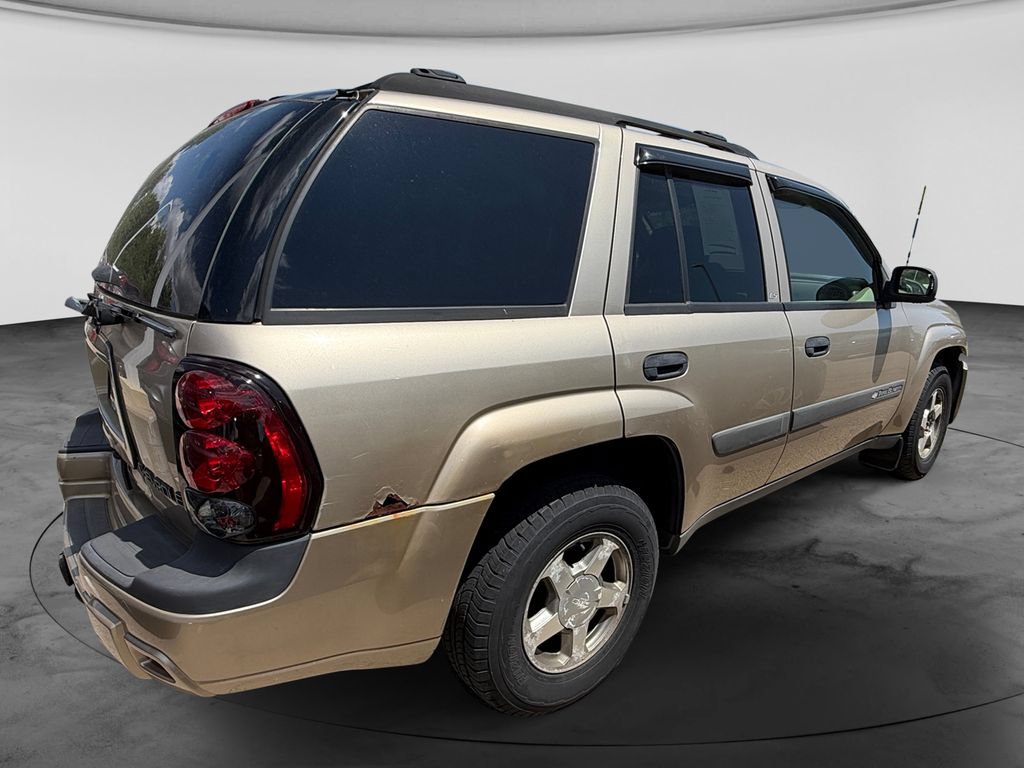 Used 2004 Chevrolet TrailBlazer LS w/ LS Preferred Equipment Group AWD/4WD image 11