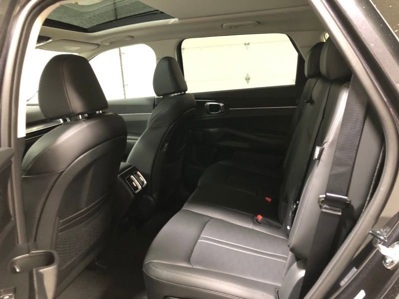 New 2026 Kia Sorento S w/ S Panoramic Sunroof Package image 43