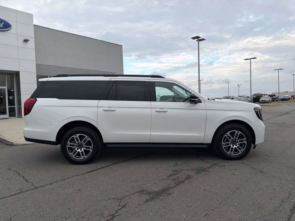 New 2025 Ford Expedition Max Active image 2