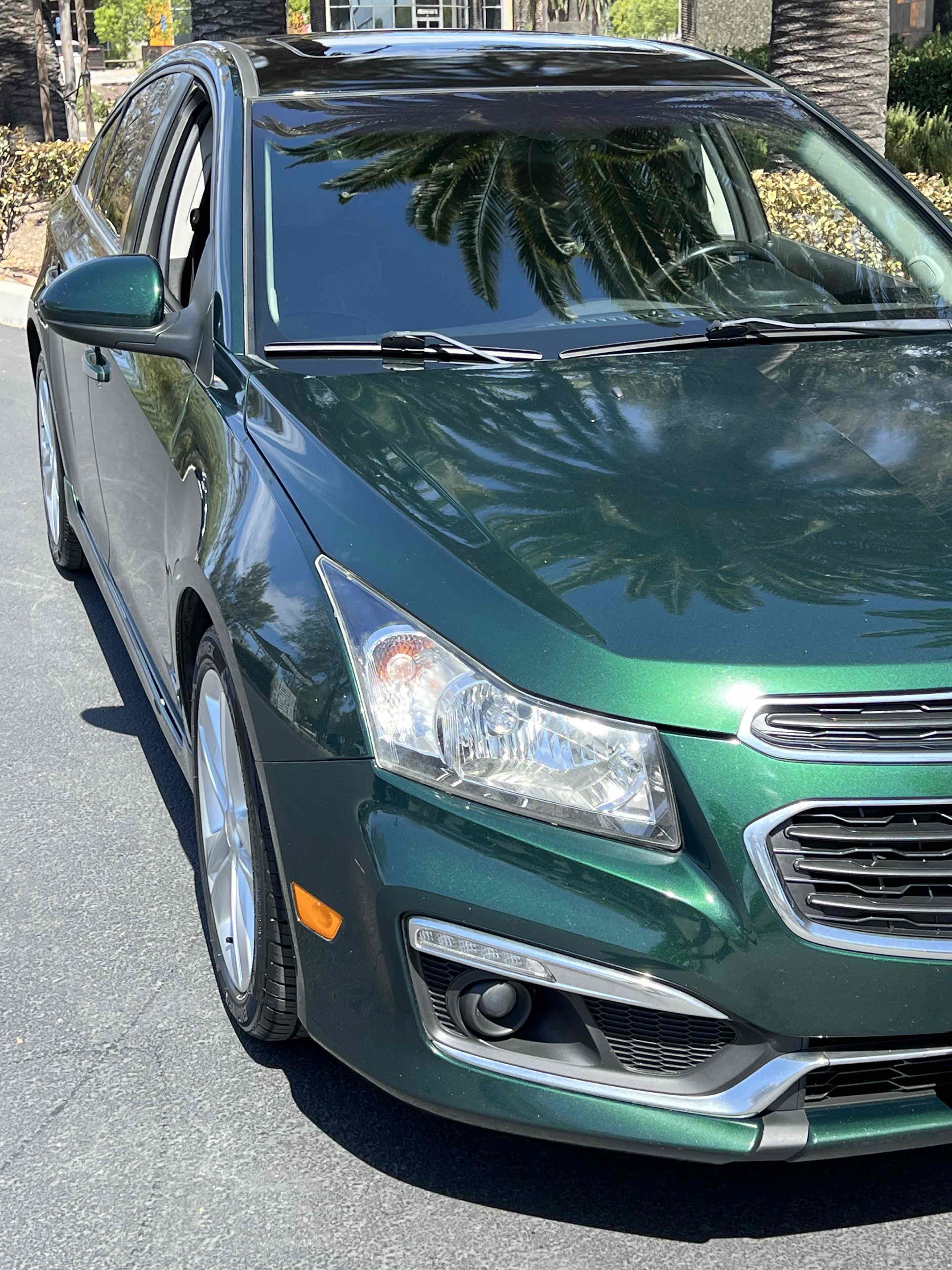 Used 2015 Chevrolet Cruze LTZ w/ Sun, Sound and Sport Package FWD image 43