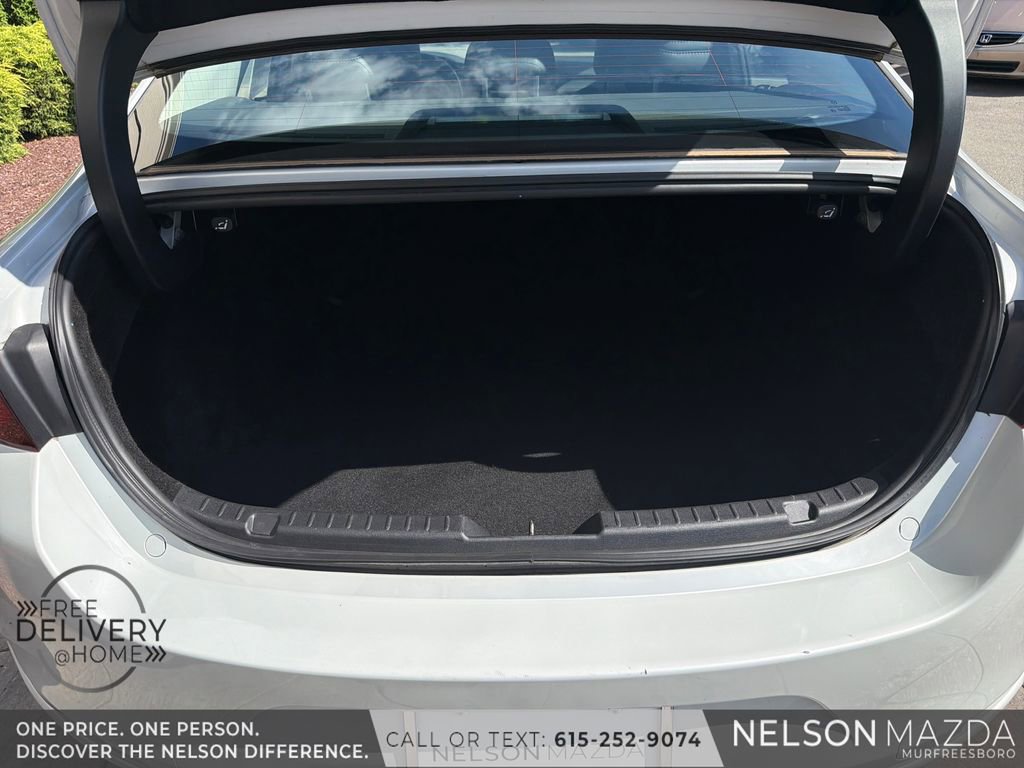 Used 2024 MAZDA MAZDA3 s FWD image 28