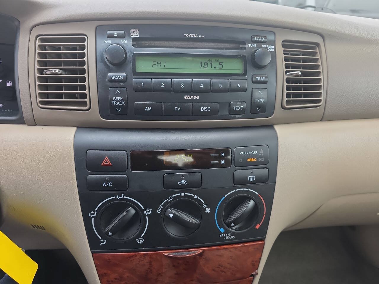 Used 2007 Toyota Corolla LE w/ Audio Value Pkg FWD image 16