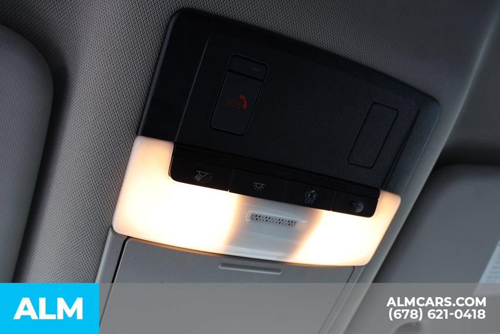 Used 2024 Nissan Rogue SV FWD image 35