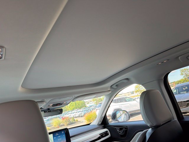 New 2026 Lincoln Aviator AWD image 10