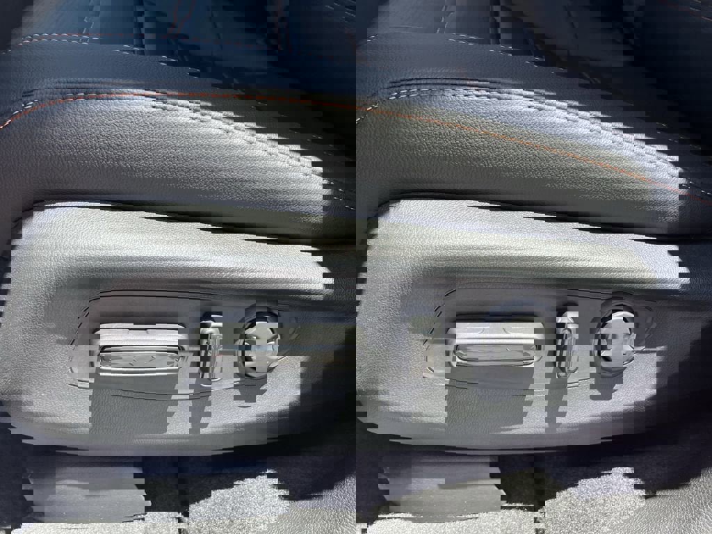 Used 2026 Honda CR-V Sport-L image 12