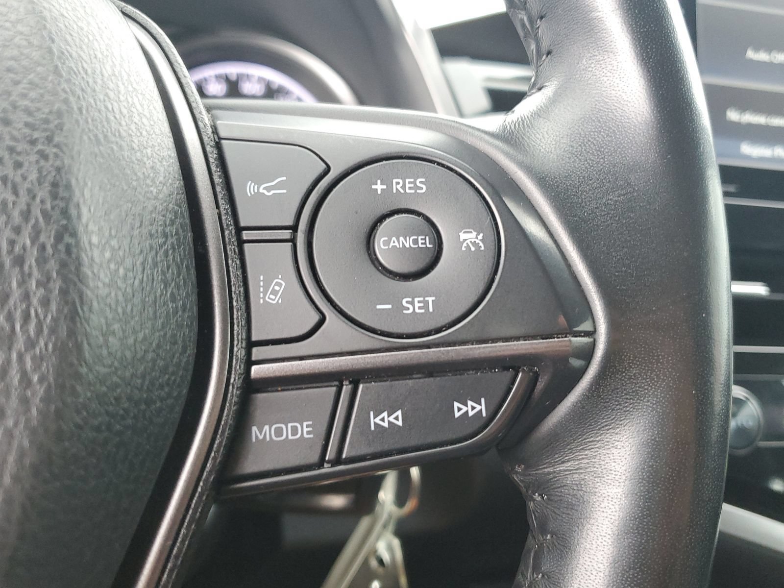Certified 2024 Toyota Camry SE FWD image 22