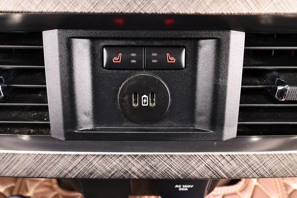 Certified 2023 Ford F450 King Ranch w/ Chrome Package image 17