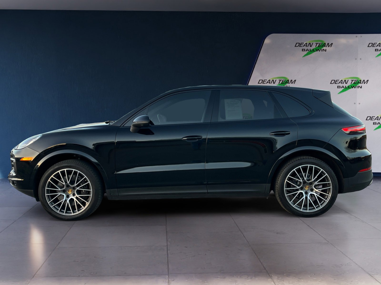 Used 2021 Porsche Cayenne image 5