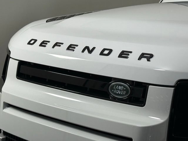 New 2025 Land Rover Defender 110 S AWD/4WD image 11