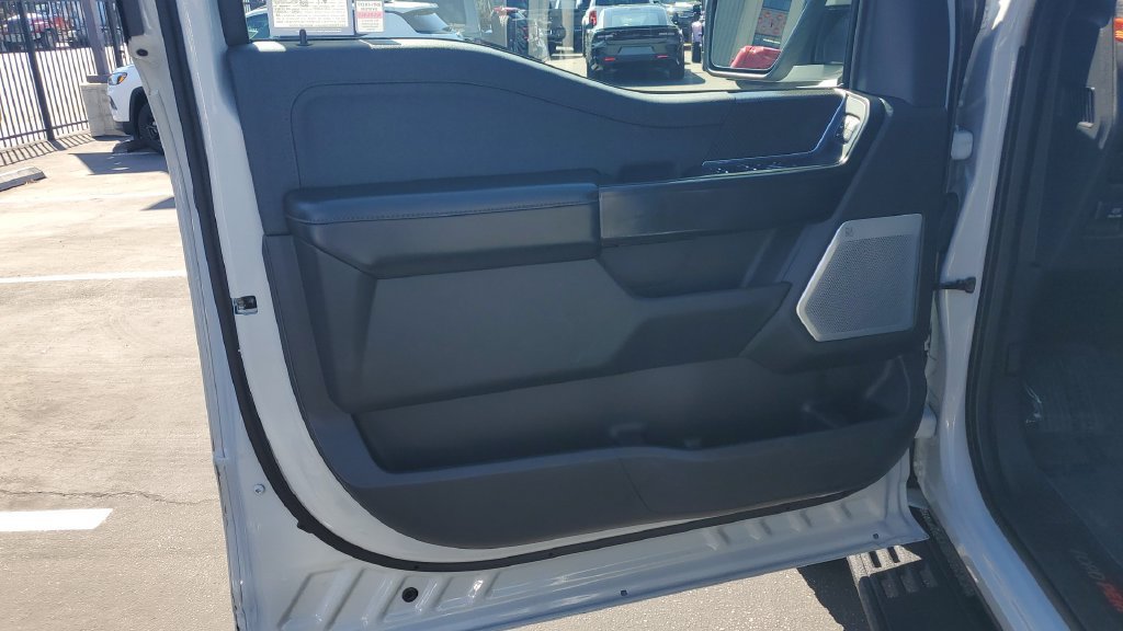 Used 2023 Ford F150 Raptor w/ Raptor Carbon Fiber Package AWD/4WD image 21