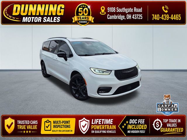 Used 2023 Chrysler Pacifica Limited w/ S Appearance Package