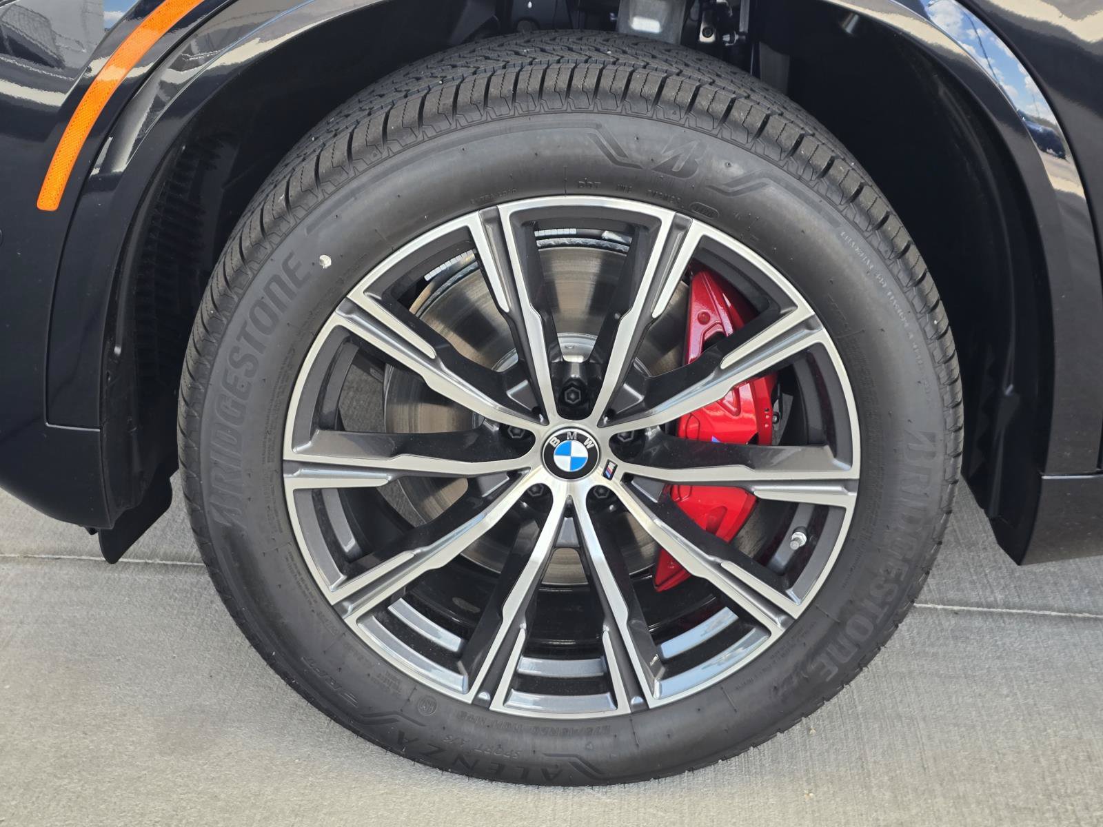 New 2026 BMW X5 sDrive40i w/ M Sport Package RWD image 7