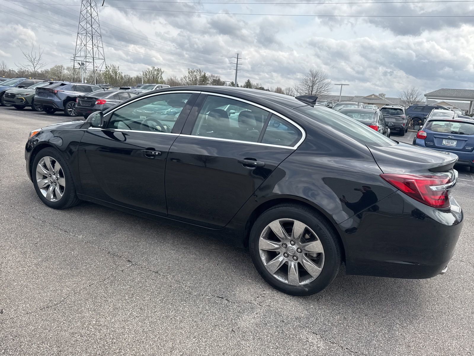 Used 2016 Buick Regal Premium w/ Driver Confidence Package #1 image 9