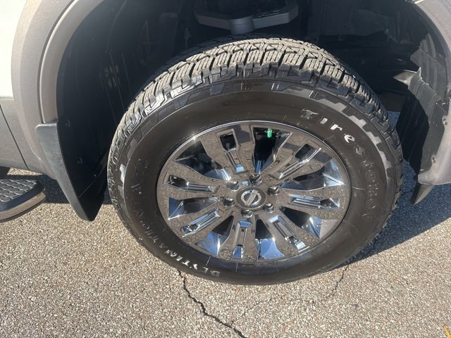 Used 2019 Nissan Titan Platinum Reserve image 22