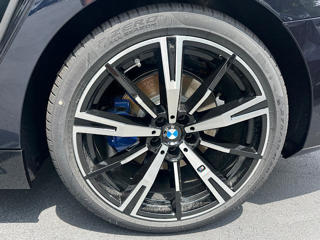 New 2027 BMW 530i xDrive w/ M Sport Package AWD/4WD image 7