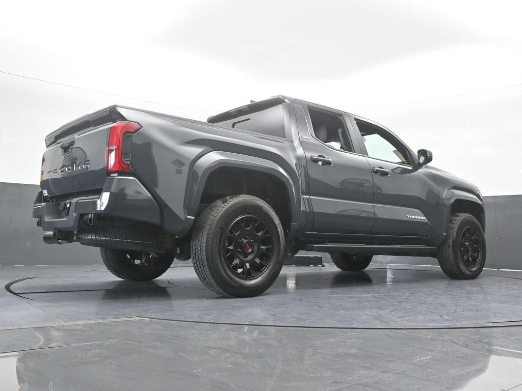 Used 2024 Toyota Tacoma SR5 w/ SR5 Upgrade Package RWD image 62
