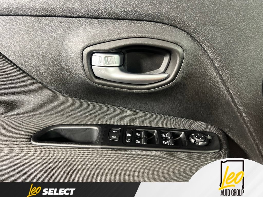 Used 2020 Jeep Renegade Sport w/ UConnect 7.0 Group AWD/4WD image 31