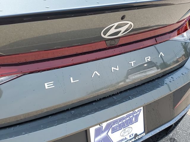 New 2026 Hyundai Elantra SEL Sport FWD image 7