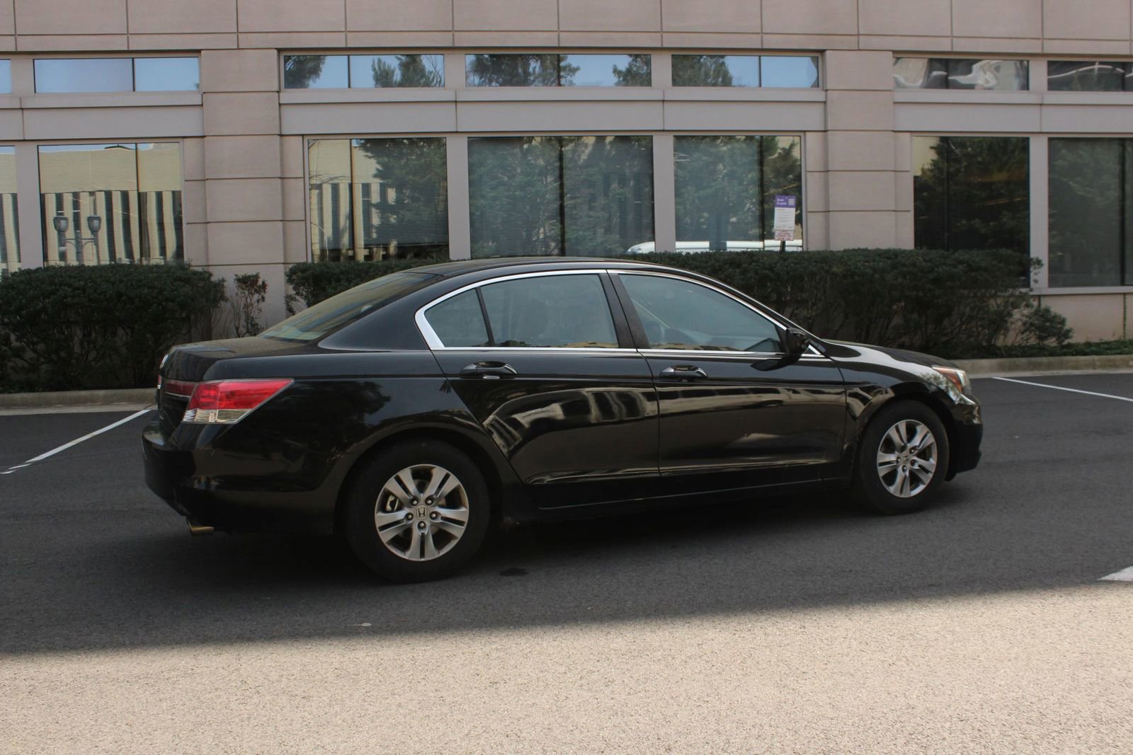 Used 2012 Honda Accord LX image 7