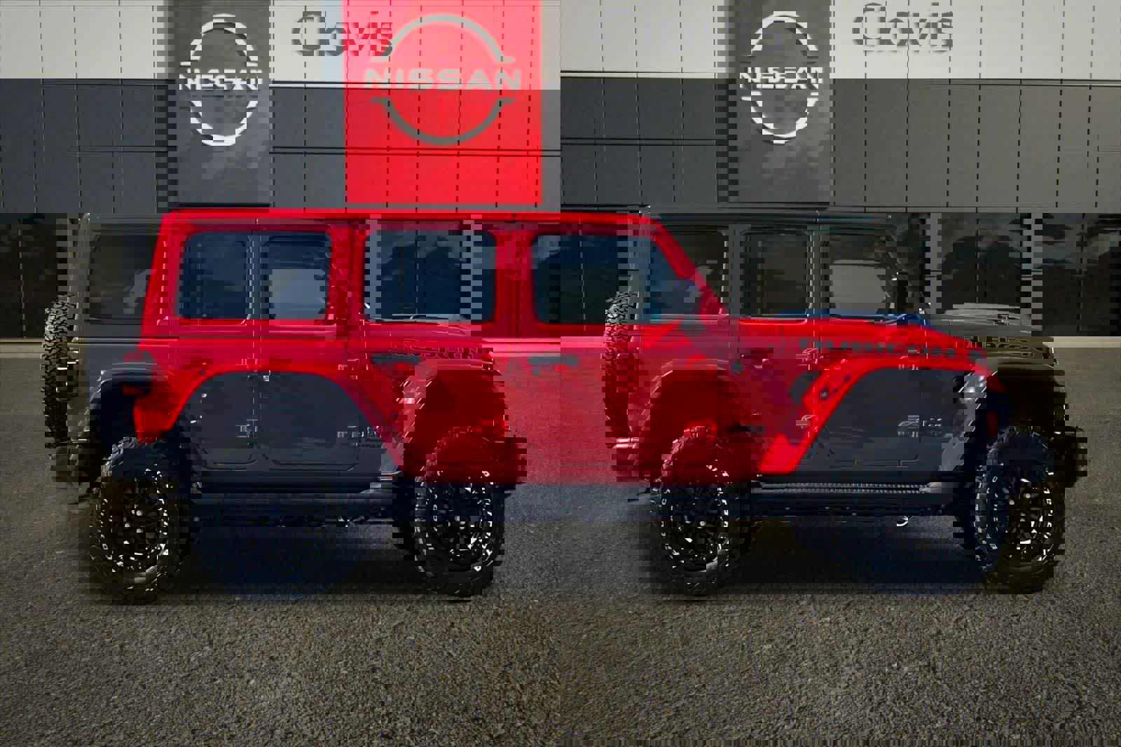 Used 2023 Jeep Wrangler Rubicon 392 image 9