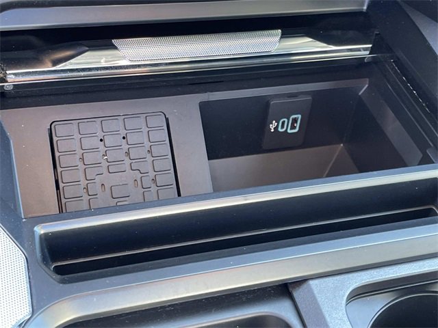 Used 2024 Ford F350 Lariat w/ Lariat Ultimate Package image 37