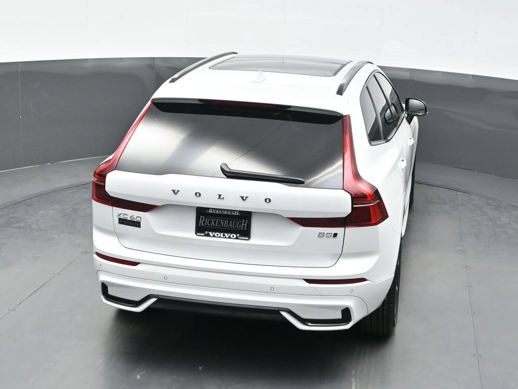 New 2026 Volvo XC60 B5 Core AWD/4WD image 34
