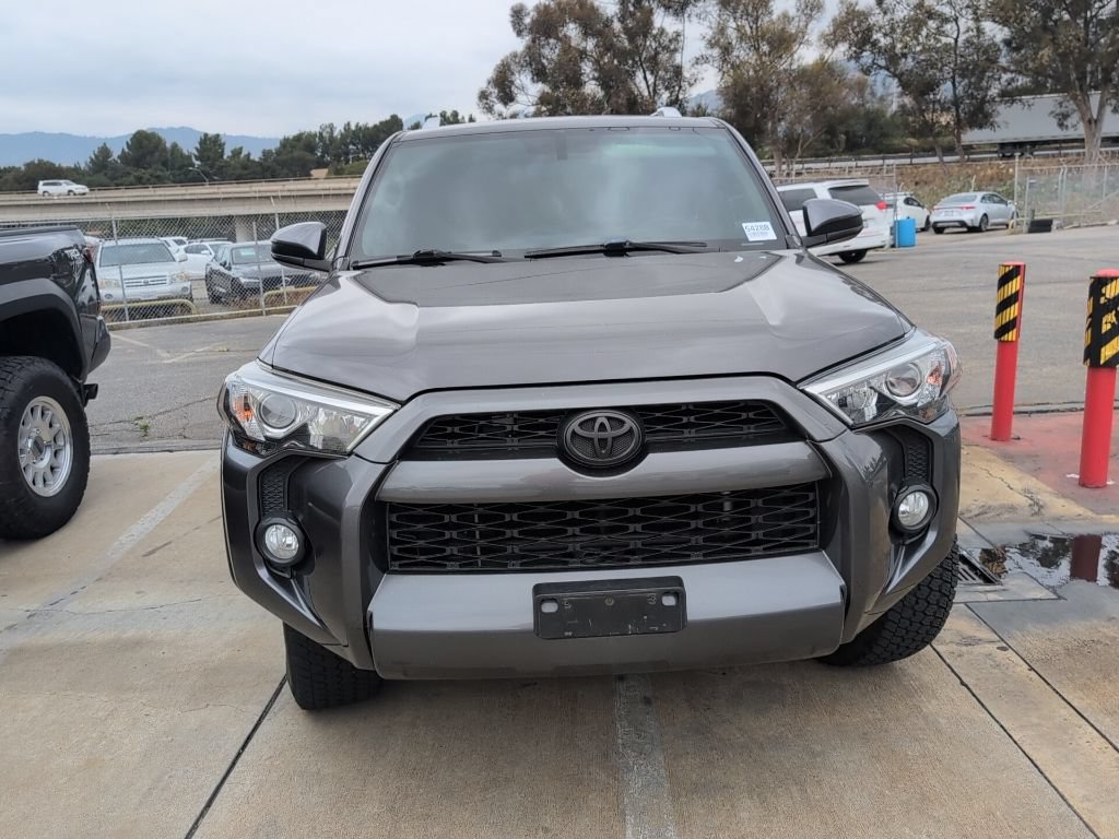 Used 2017 Toyota 4Runner SR5 RWD image 2