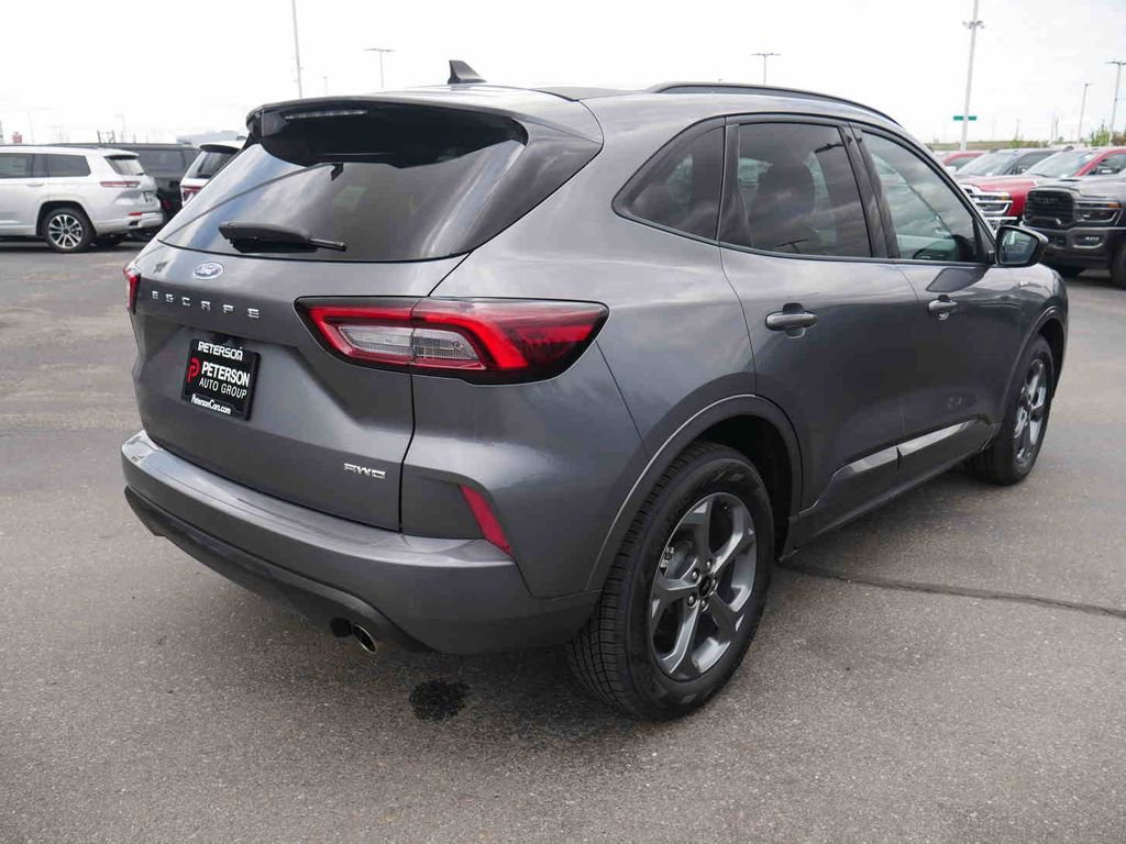 Used 2023 Ford Escape ST-Line Select image 19
