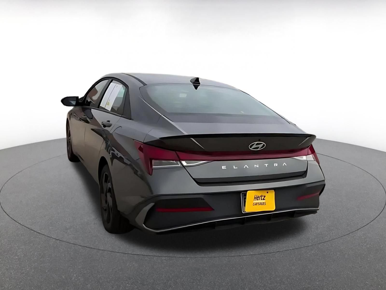 Used 2026 Hyundai Elantra Sport FWD image 10