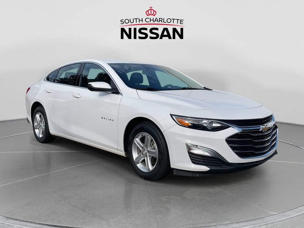 Used 2023 Chevrolet Malibu LS w/ Driver Confidence Package FWD image 1