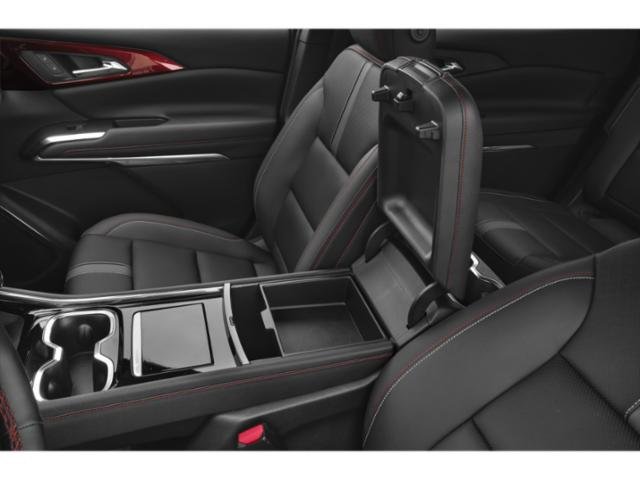 Used 2026 Chevrolet Traverse RS w/ LPO, Floor Liner Package FWD image 16