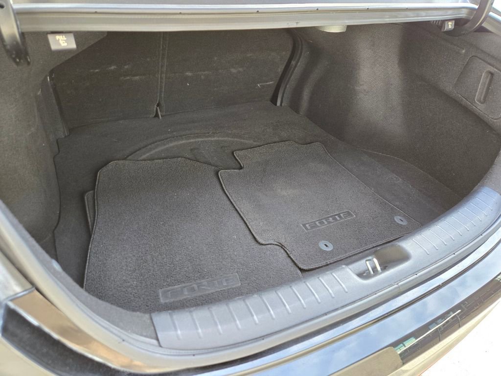 Used 2021 Kia Forte GT w/ GT2 Package image 19