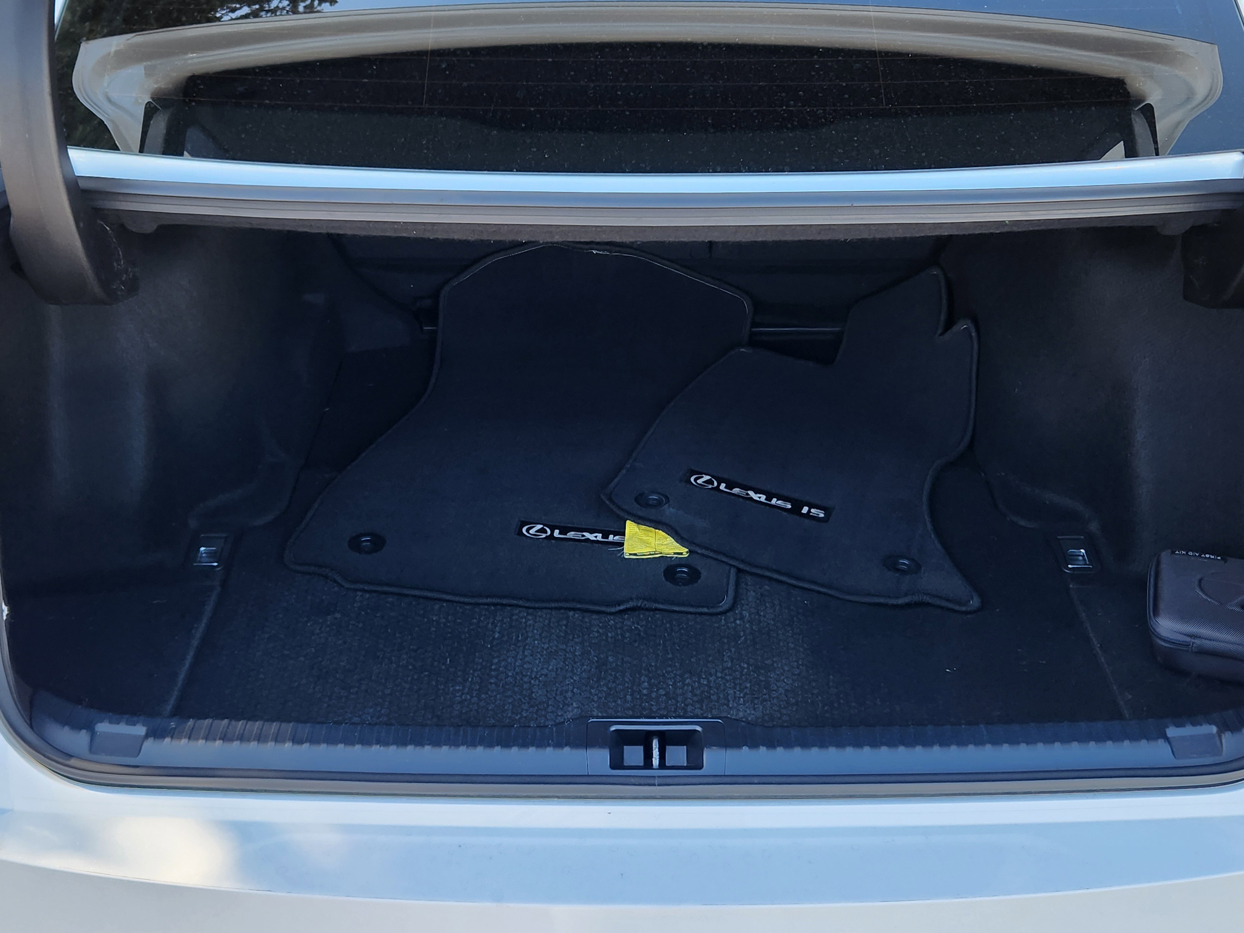 Used 2024 Lexus IS 350 F Sport w/ Navigation Package image 26