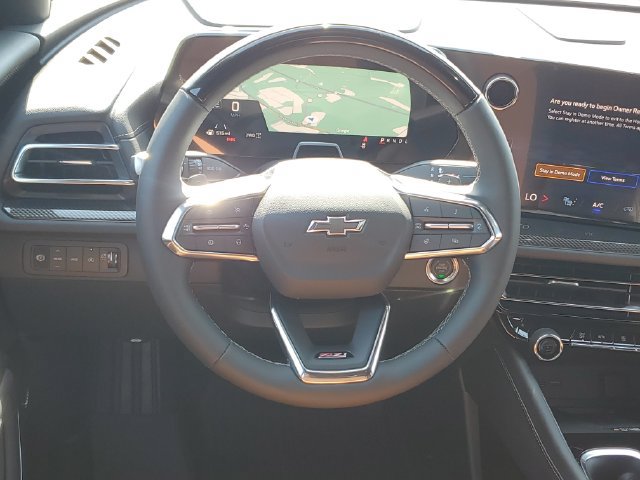 New 2027 Chevrolet Traverse Z71 w/ Enhanced Driving Package AWD/4WD image 12