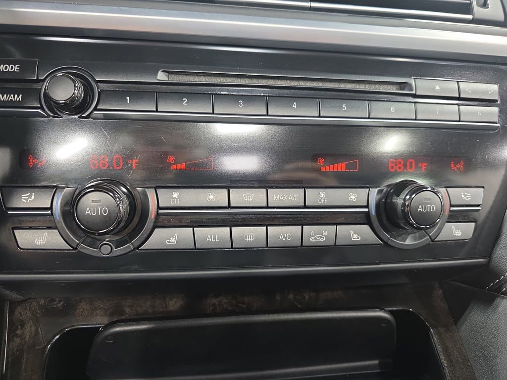 Used 2013 BMW 650i Convertible image 19