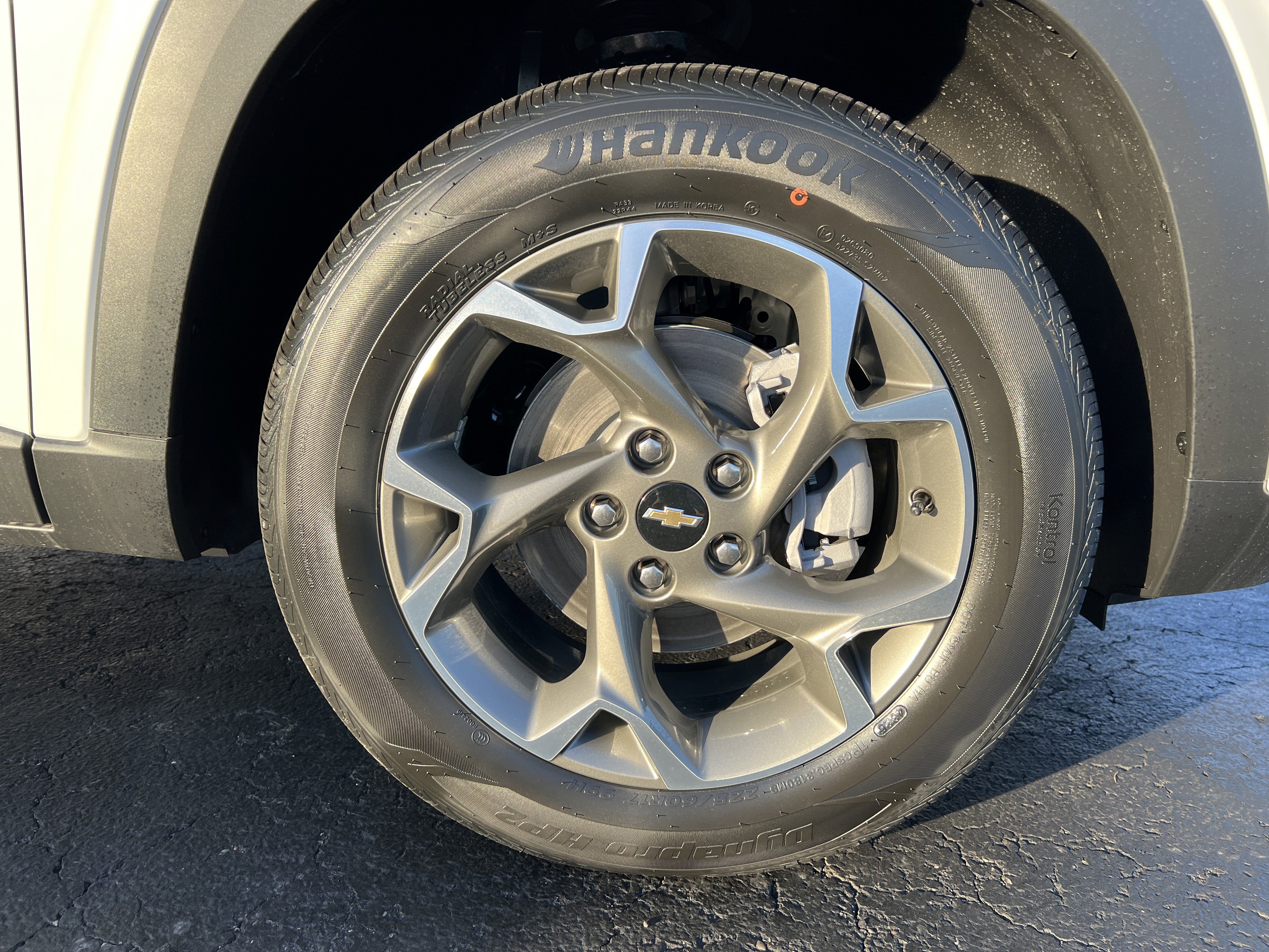 New 2026 Chevrolet Trax LT w/ Driver Confidence Package image 10